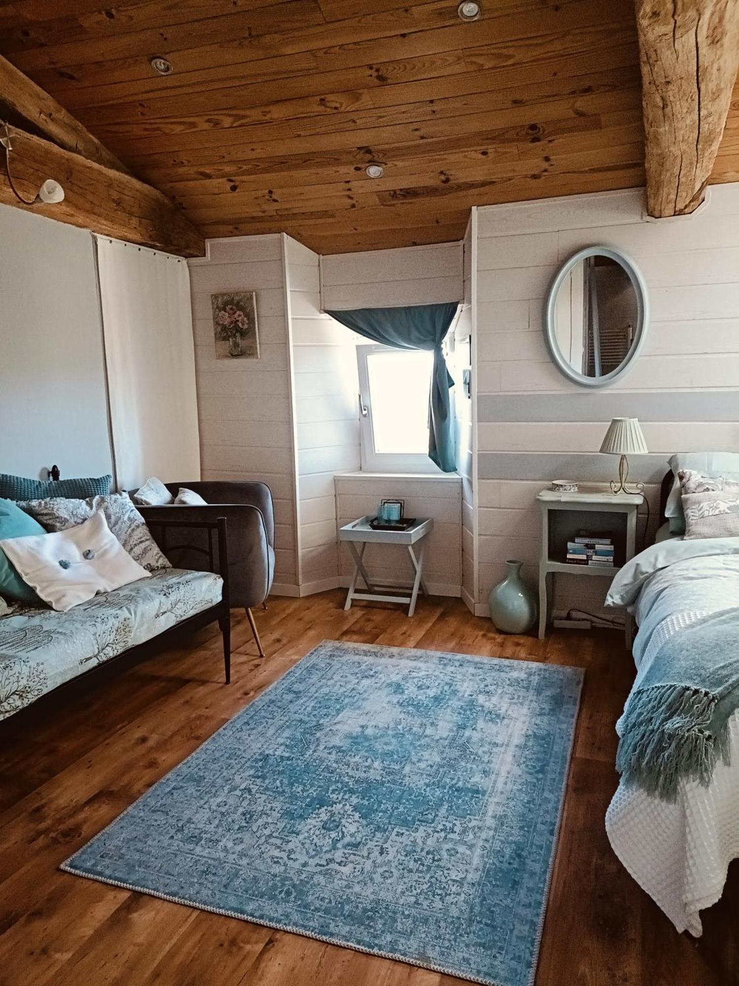 'Quelle Belle Vue' Chambre D'Hote Confolens Bagian luar foto